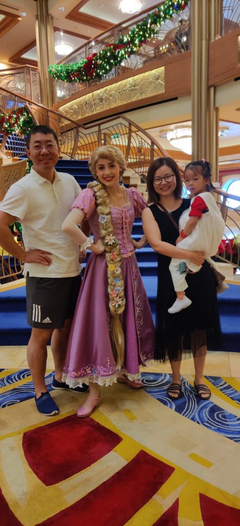 Flora Liu at Bahamas